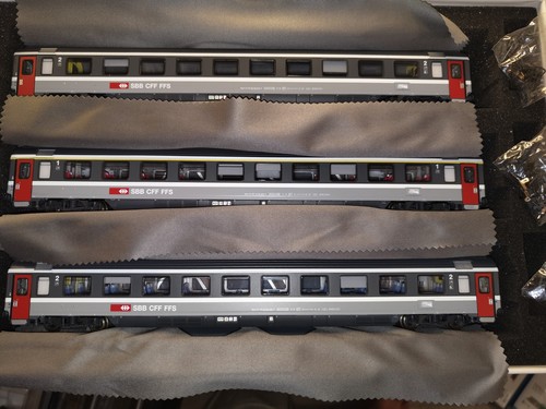 Models 2103y 3 - ls,
